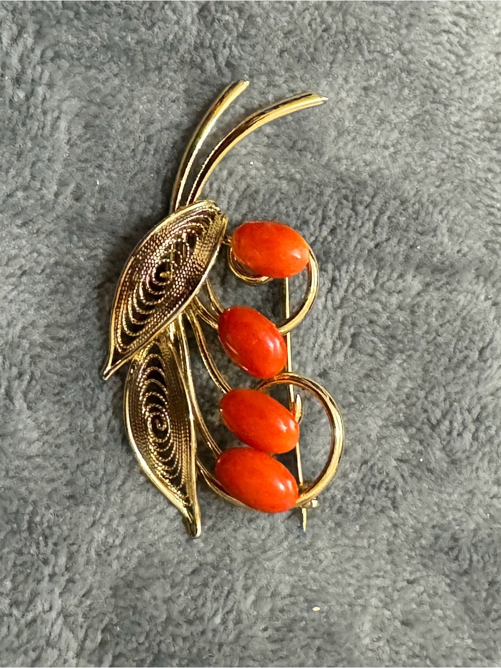 Gold Tone Vintage Filigree Red-orange Coral Brooch Unmarked Pin

#3